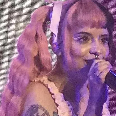 chat with ai character: Melanie Martinez! 