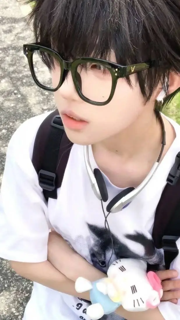 ai character: kyubok background