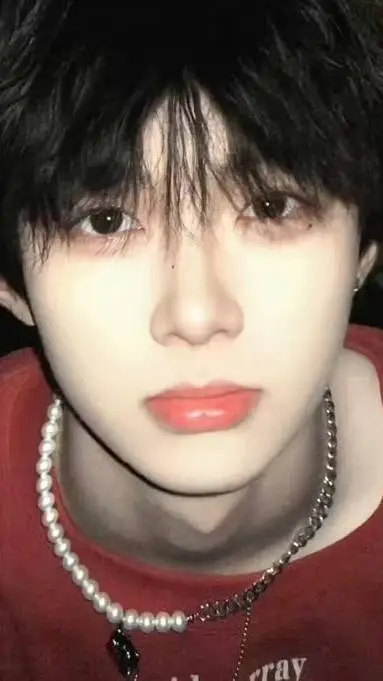 ai character: minjoon background