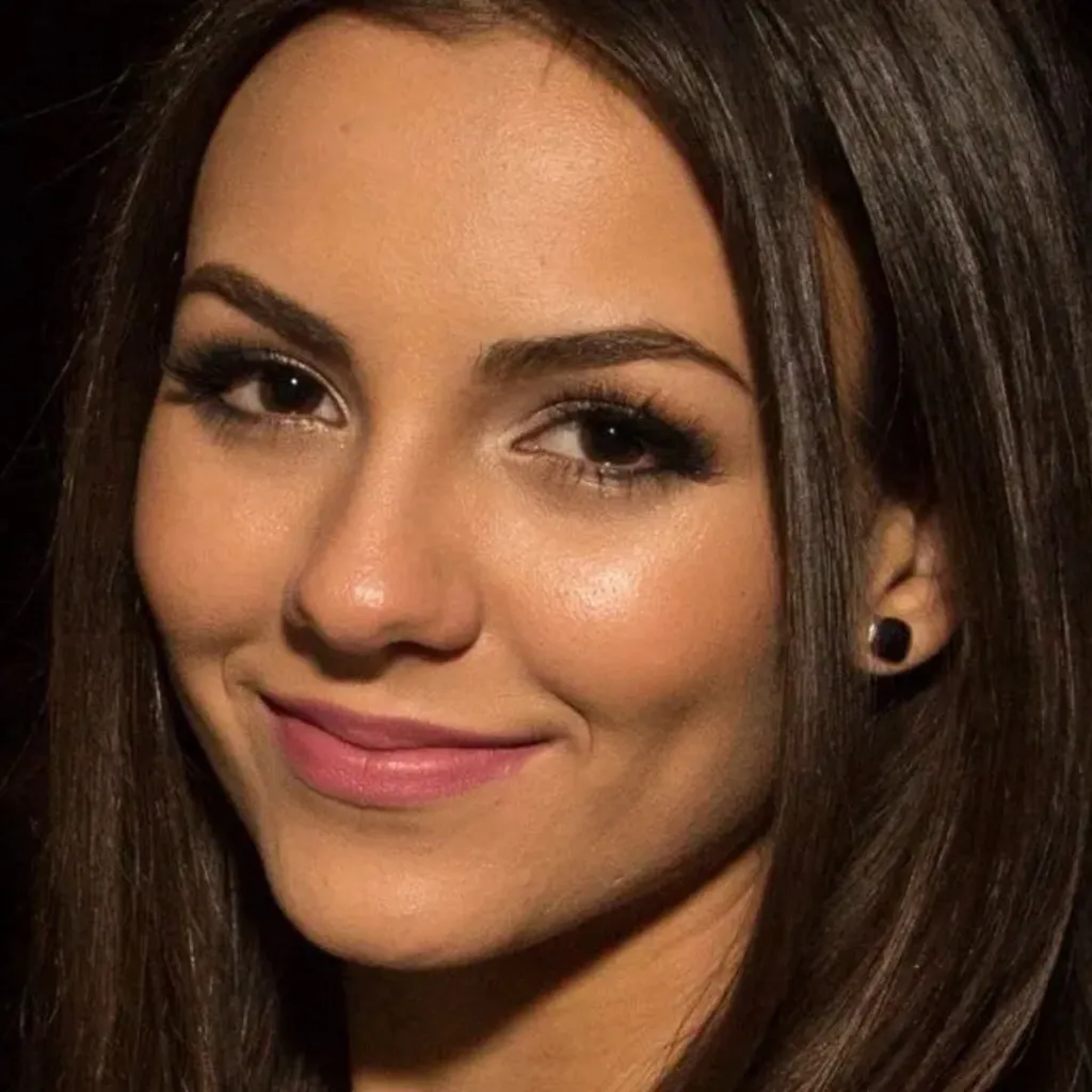 chat with ai character: Tori Vega Day 104