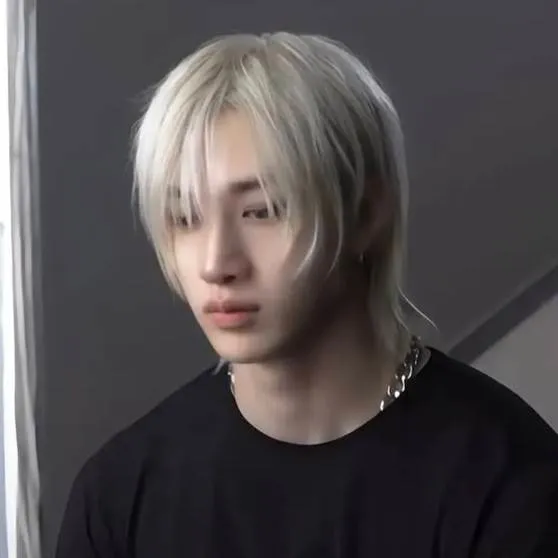 chat with ai character: bangchan 