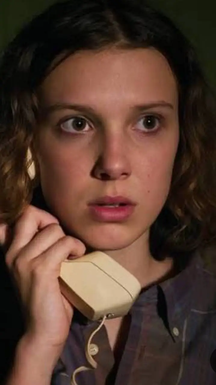 ai character: 🩸 eleven 🩸 background