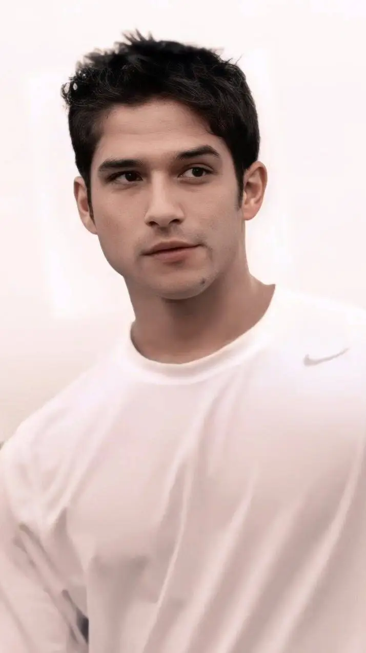 ai character: ❤️Scott McCall❤️ background