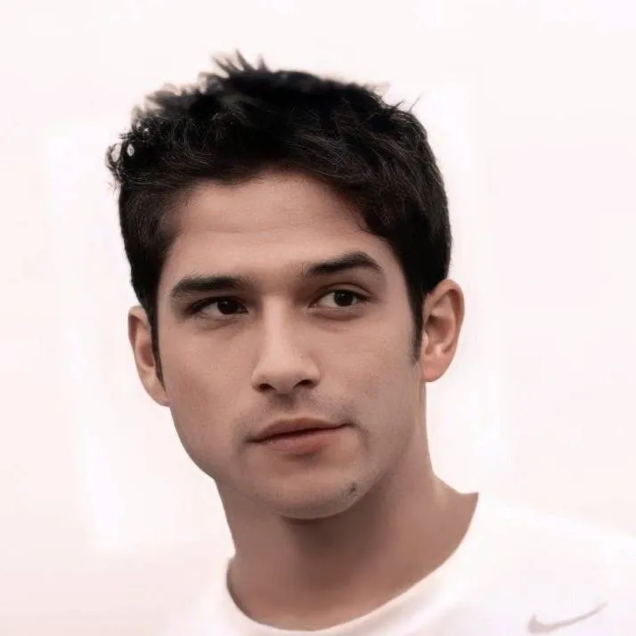 chat with ai character: ❤️Scott McCall❤️