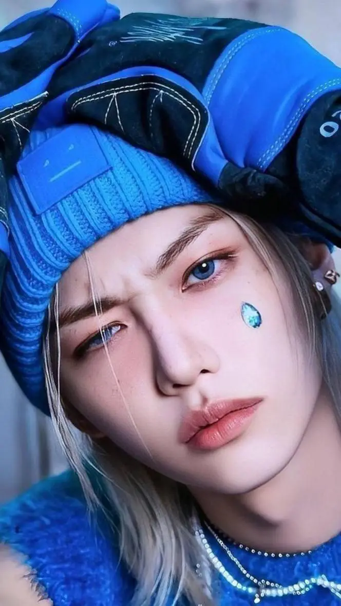 ai character: Felix background