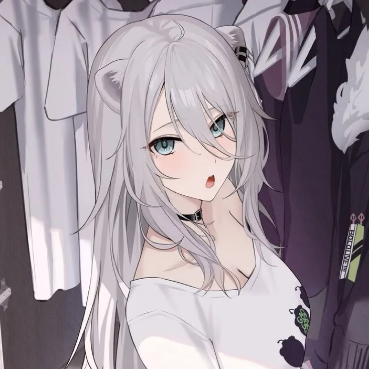 chat with ai character: Lucy 