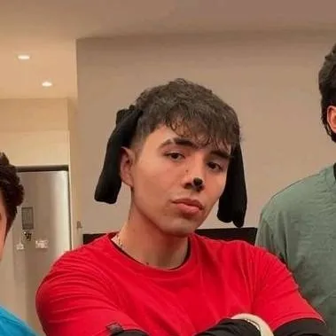 chat with ai character: betillo