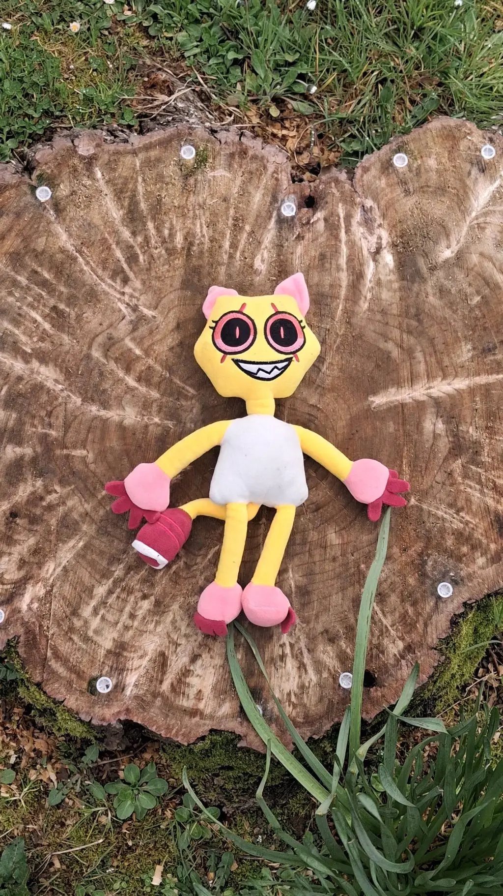 ai character: twisted scraps background