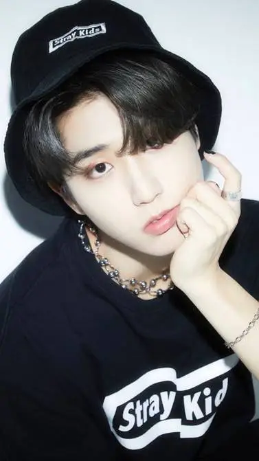 ai character: -ENEMISTAD ¿?- background