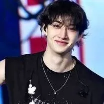 chat with ai character: Bang Chan skz