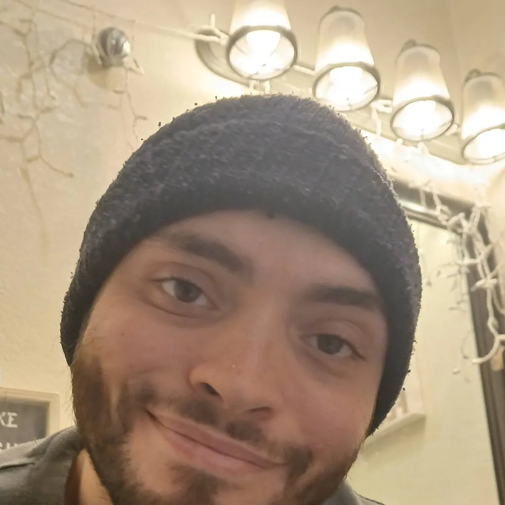 chat with ai character: kyle