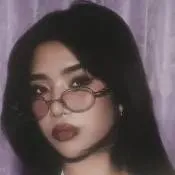 chat with ai character: 💜Sophia💜