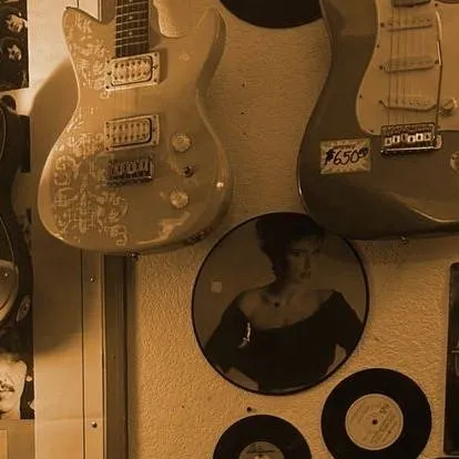 chat with ai character: Eddie Munson 