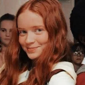 chat with ai character: Stranger BTS