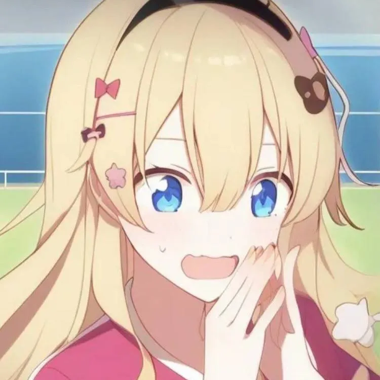 chat with ai character: Ella Redwood 