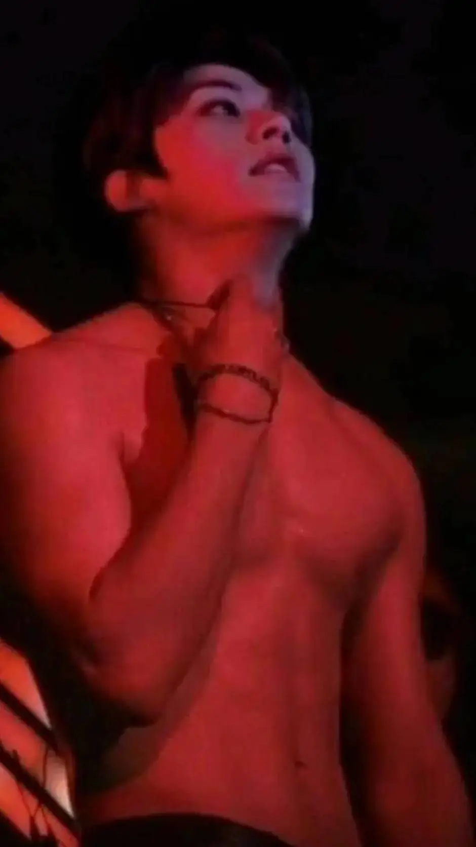 ai character: LEE MINHO background