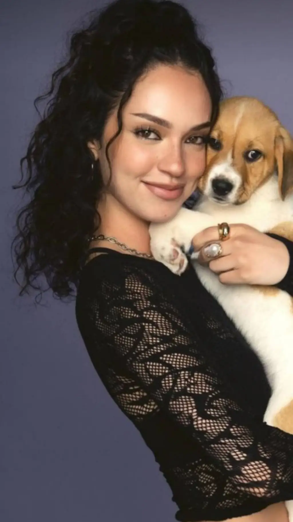 ai character: KATSEYE DANI!!  background