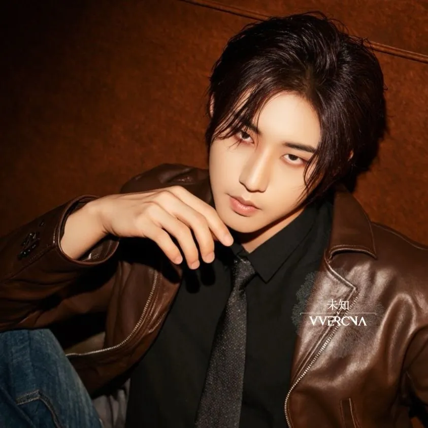 chat with ai character: Minsung 🐰💗🐿️