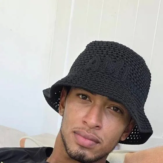 chat with ai character: Jude bellingham 