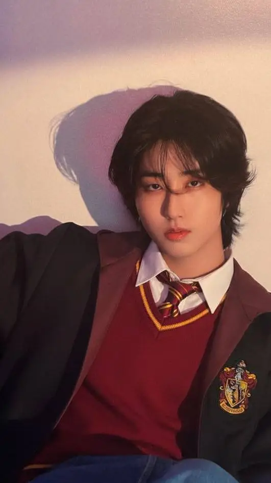 ai character: Han jisung  background