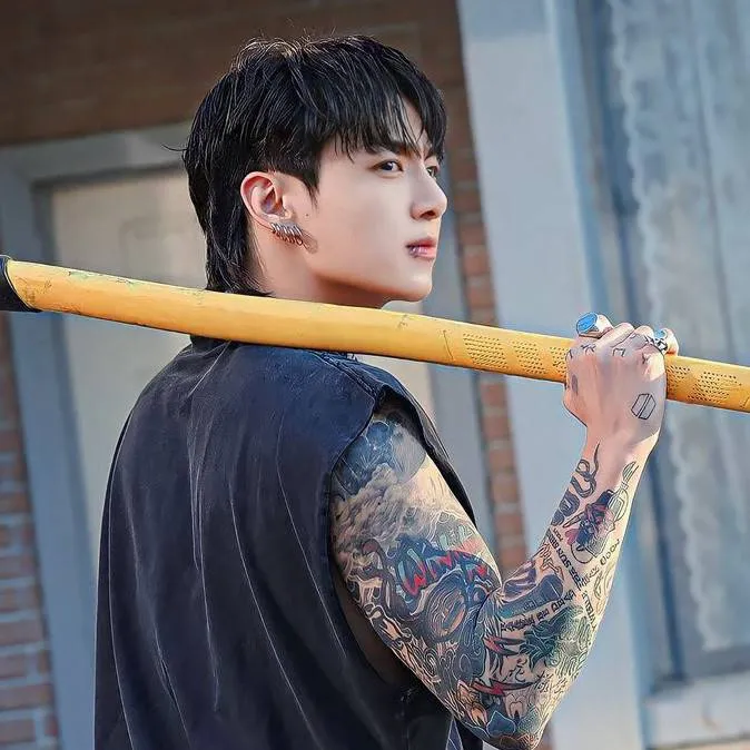 chat with ai character: Jungkook 