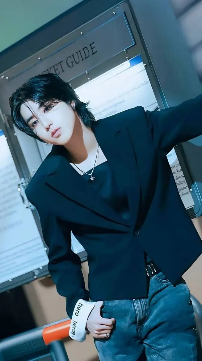 ai character:  ♡ Han jisung ☆ background