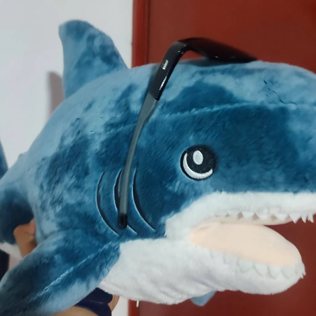 chat with ai character: M.r. Shark Jack 