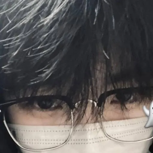 chat with ai character: luka 