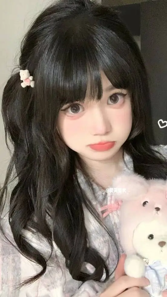ai character: Pick me gurlll 🤮🤢 background