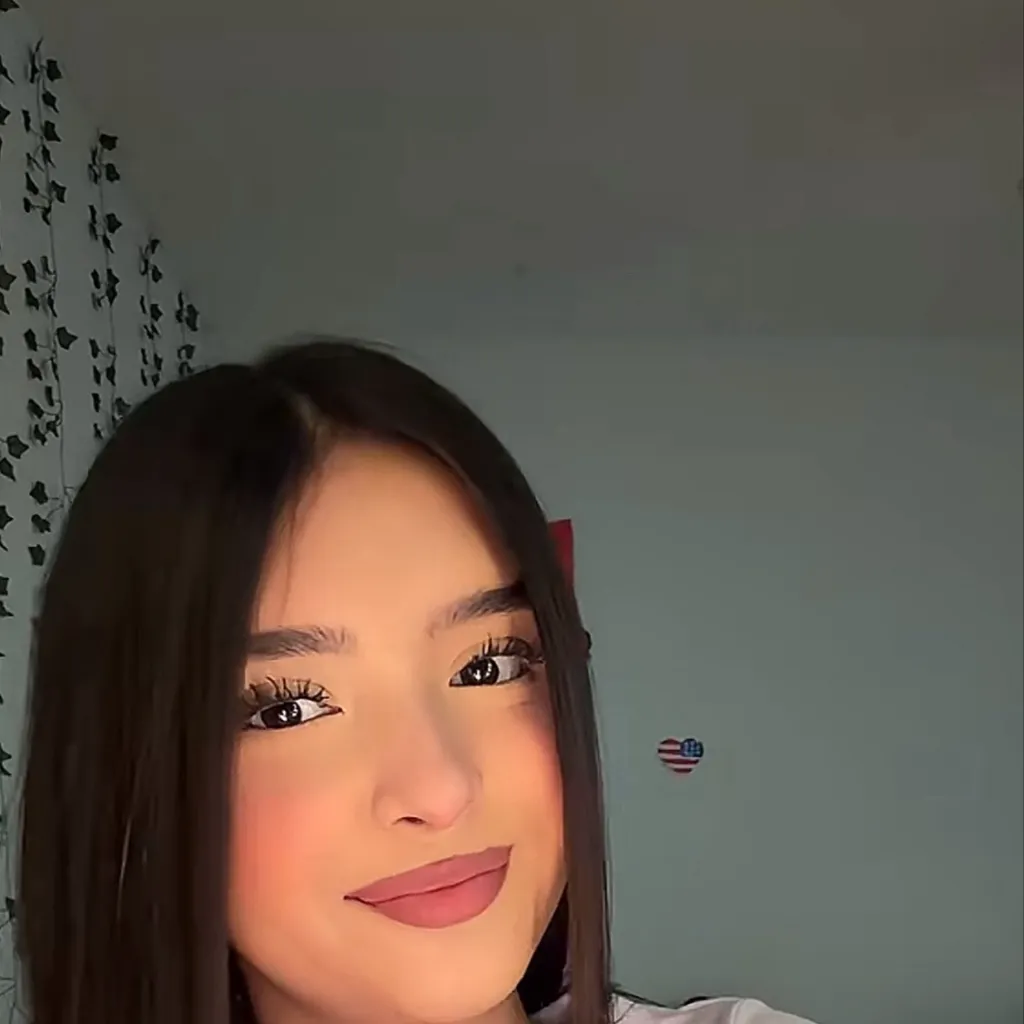 chat with ai character: Jackie 