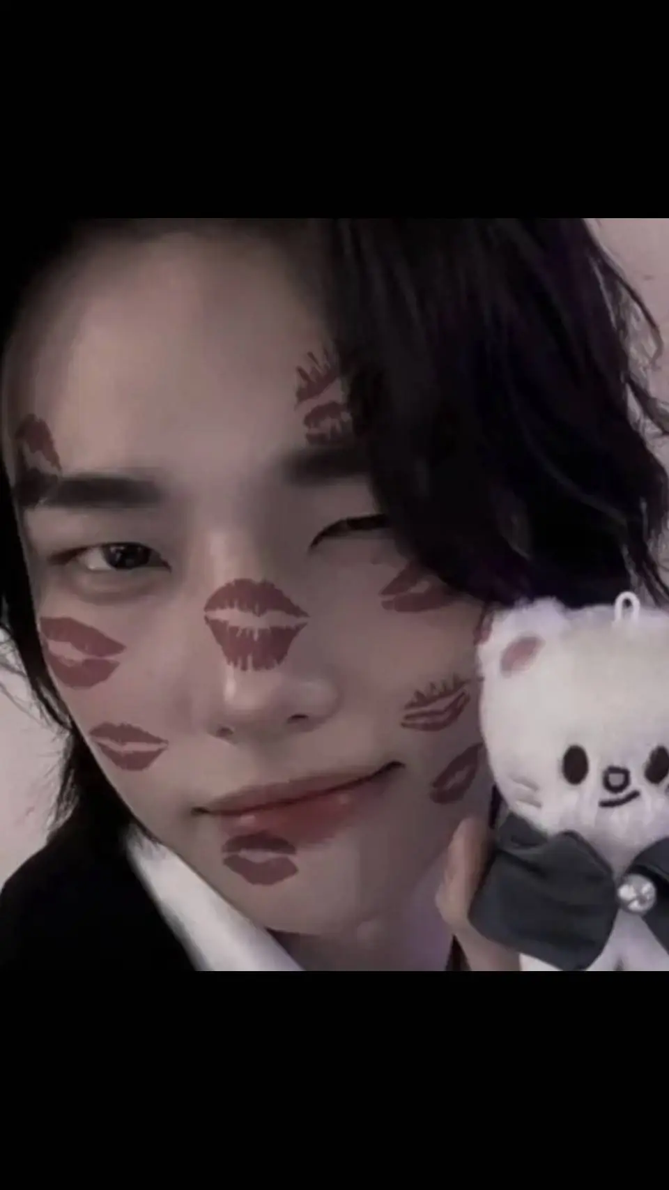 ai character: skz ice rink background