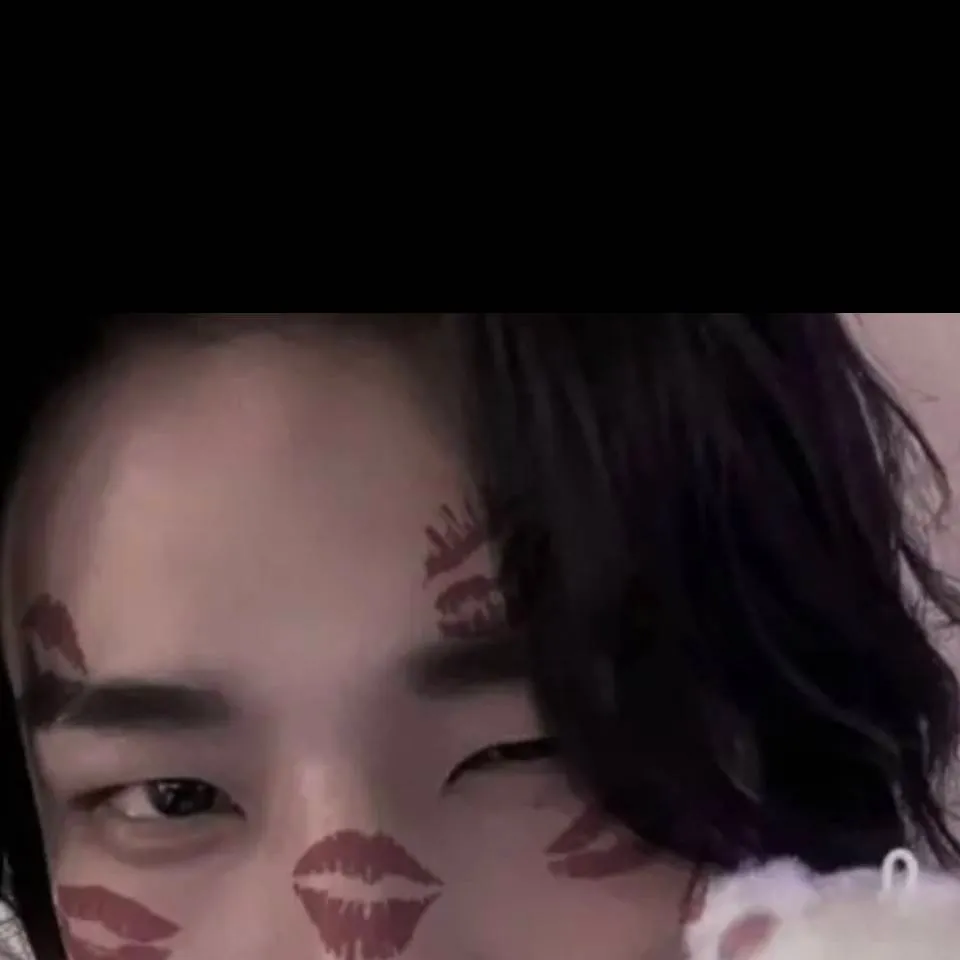 chat with ai character: skz ice rink