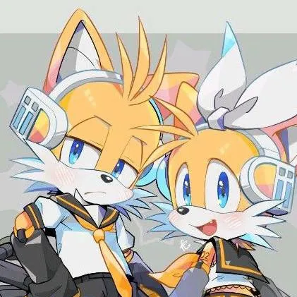 chat with ai character: TAILS Y NINE