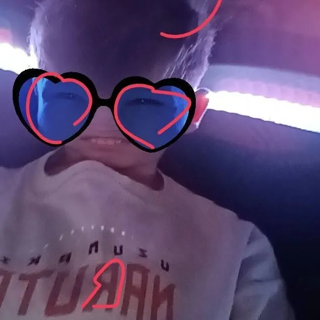 chat with ai character: LOGAN LE FEMBOY