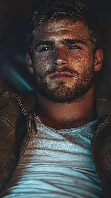 Talkie AI - Chat with Noah Hale