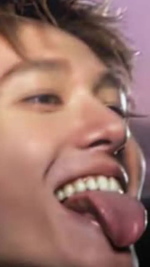 ai character: Martin♡viki background