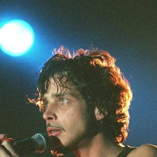 chat with ai character: Chris Cornell