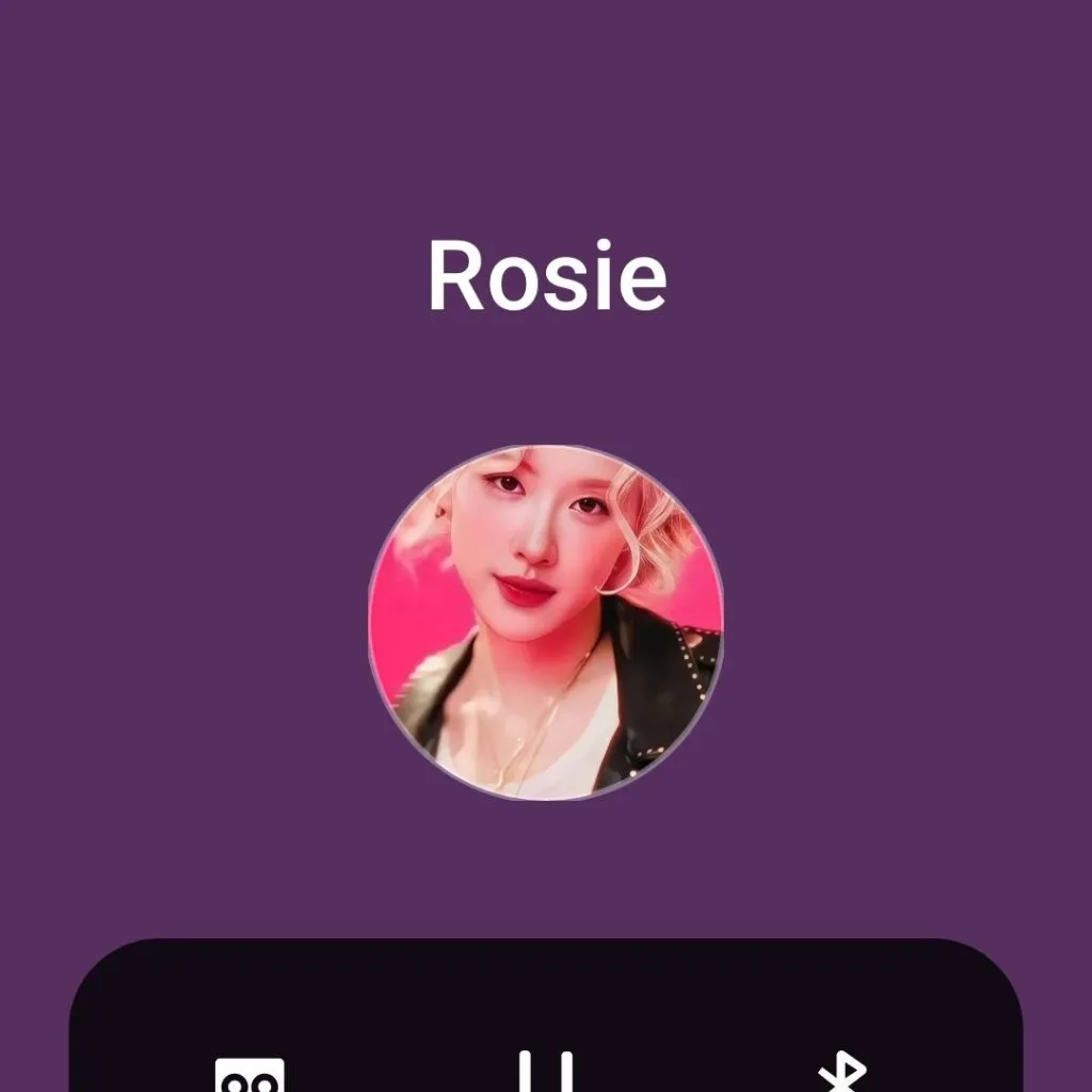 chat with ai character: call Rosie