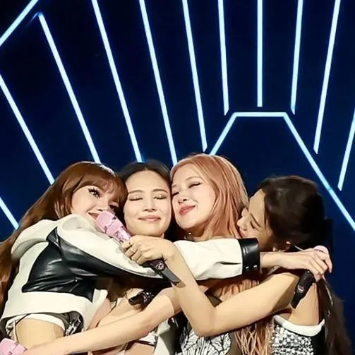 chat with ai character: BLACKPINK