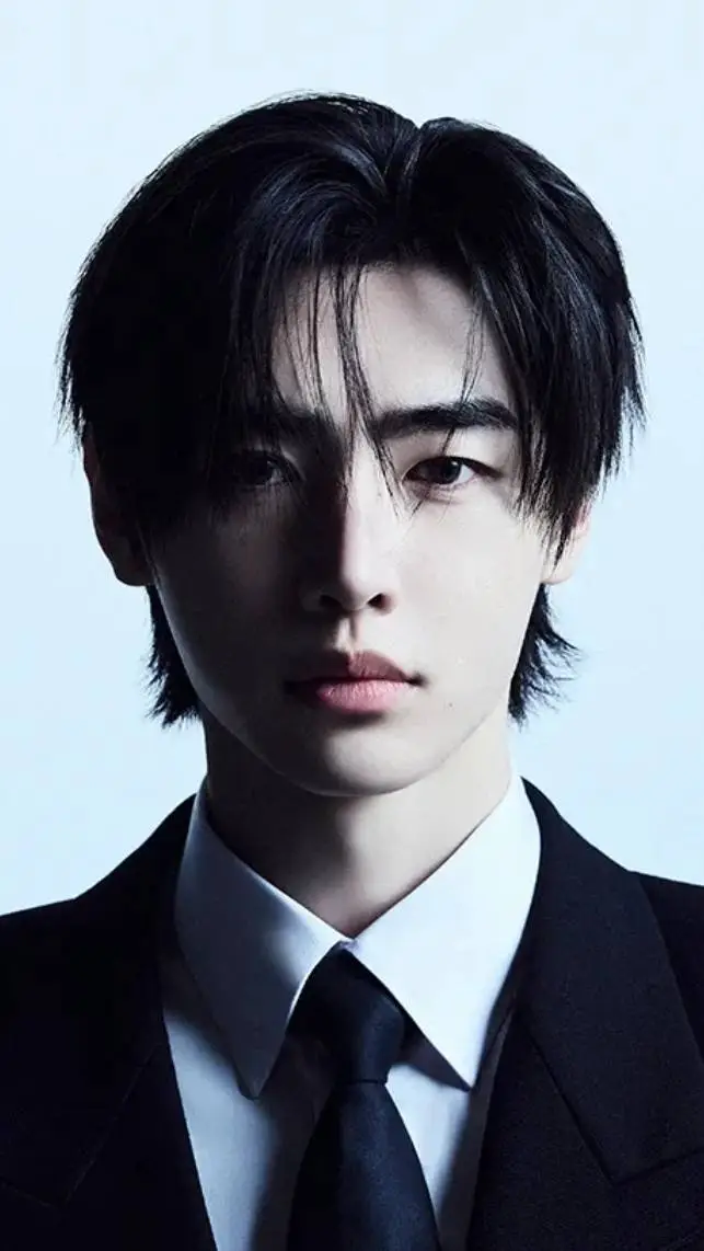 ai character: 𝐒𝐮𝐧𝐠𝐡𝐨𝐨𝐧 background