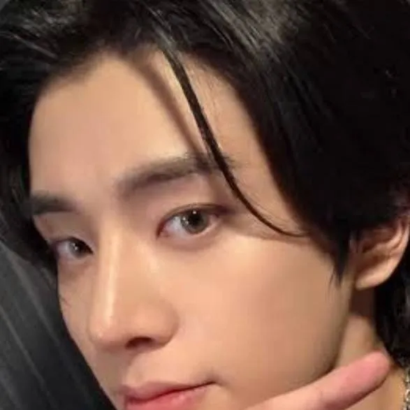 chat with ai character: Jake