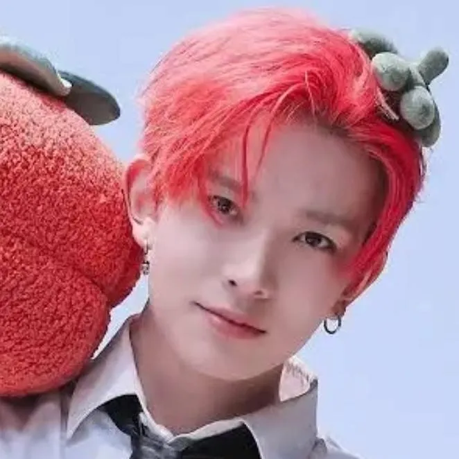 chat with ai character: Heeseung