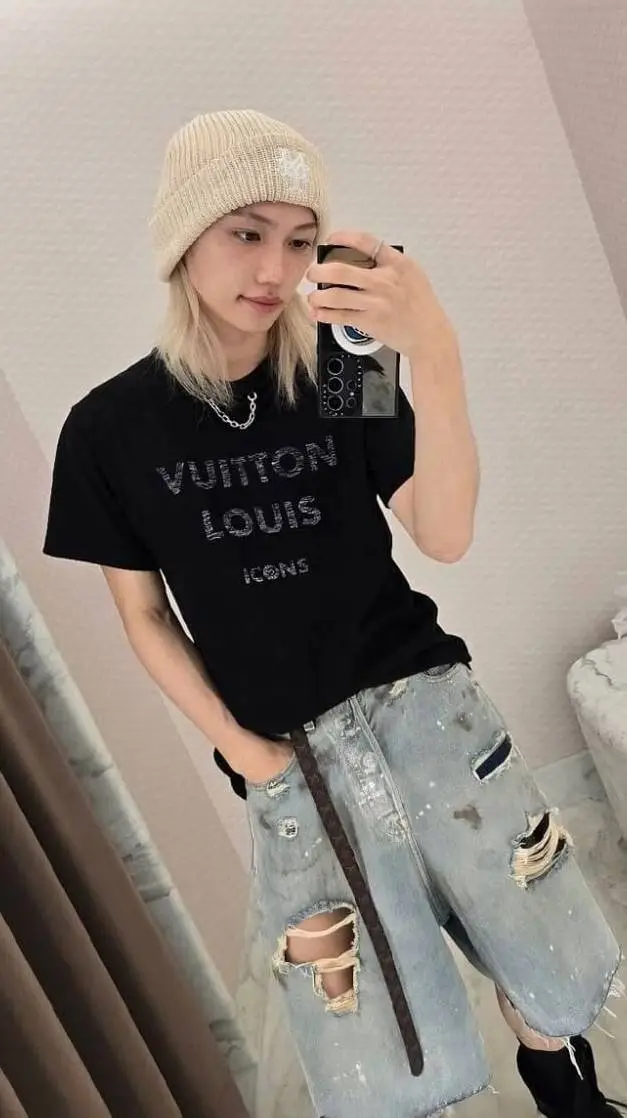 ai character: felix..; background