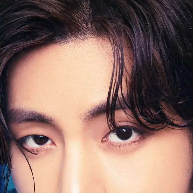 chat with ai character: V🫶🫶🫶💜💜💜