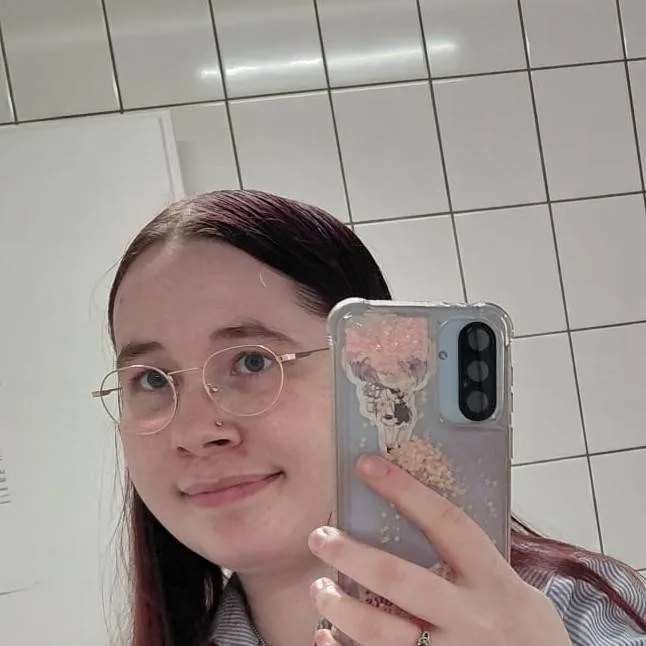 chat with ai character: Jeanette 