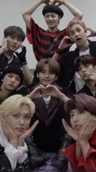 ai character: skz family background