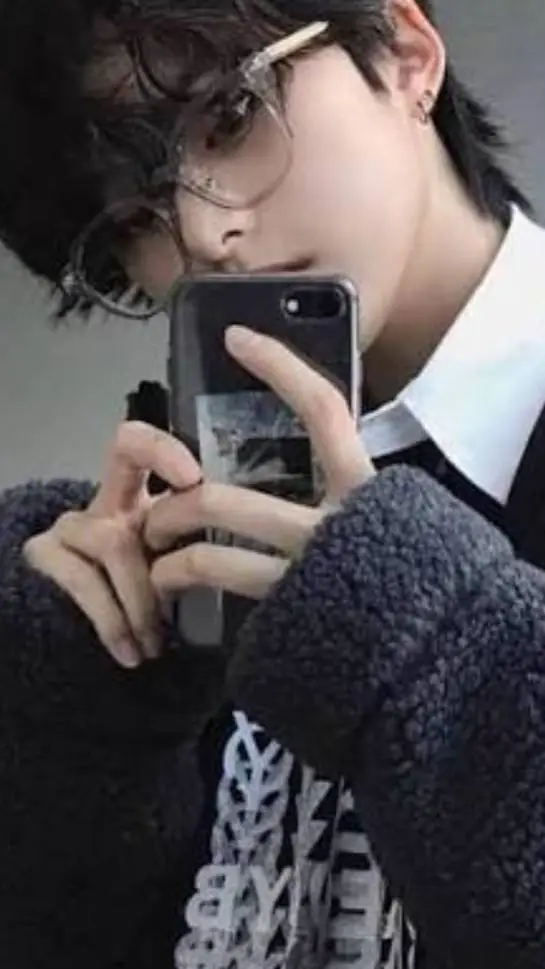 ai character: cute bf background