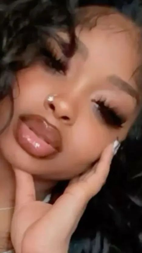 ai character: Jayda🦋 background