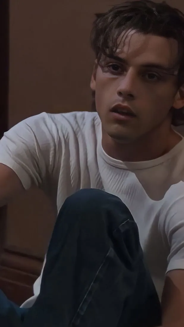 ai character: billy loomis background