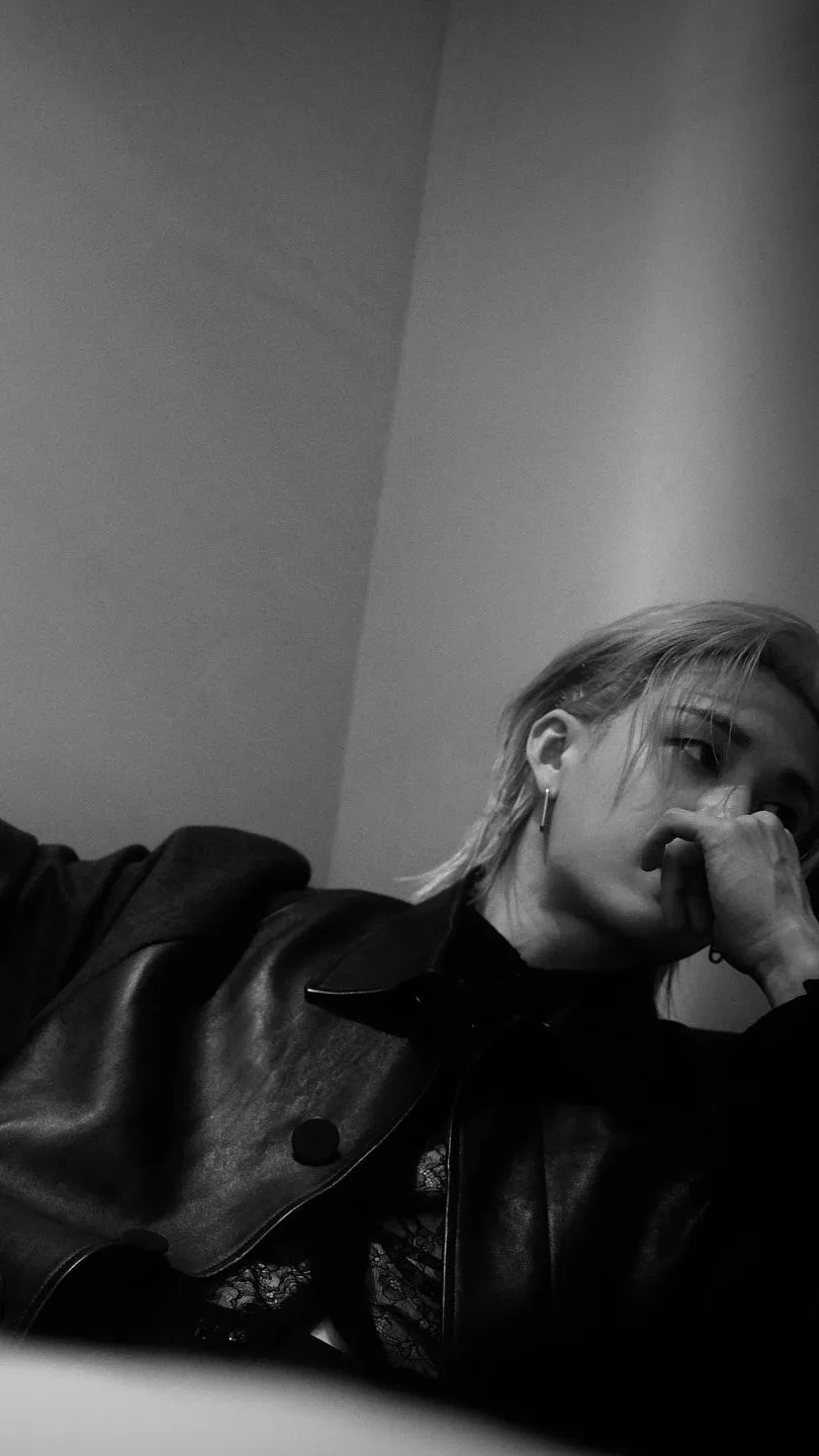 ai character: Minchann! background